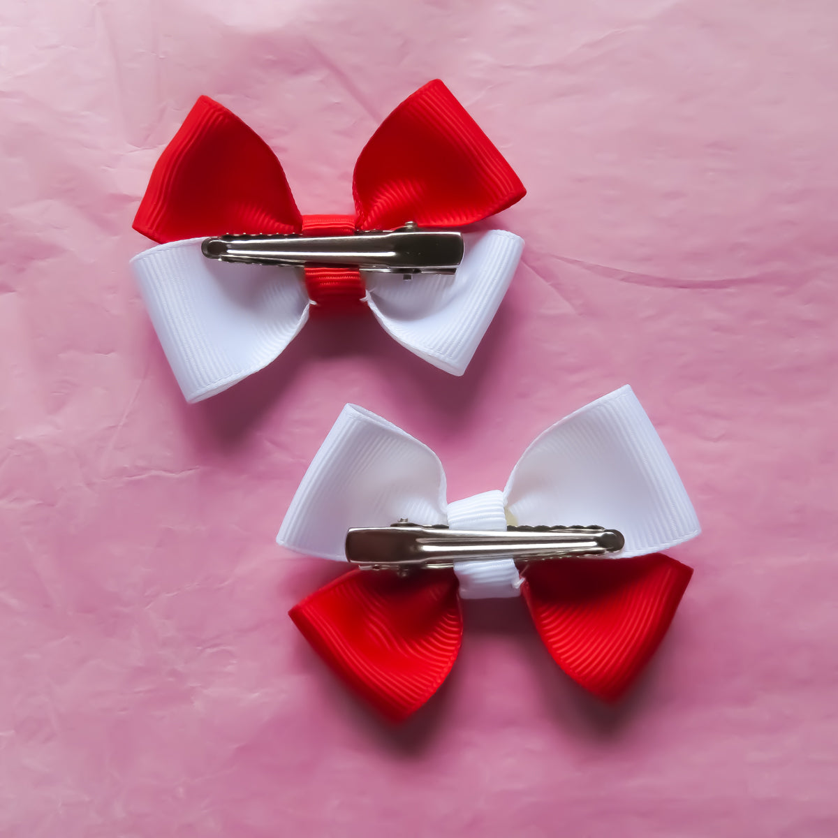 Red and White Hair Bows showing alligator clips back view