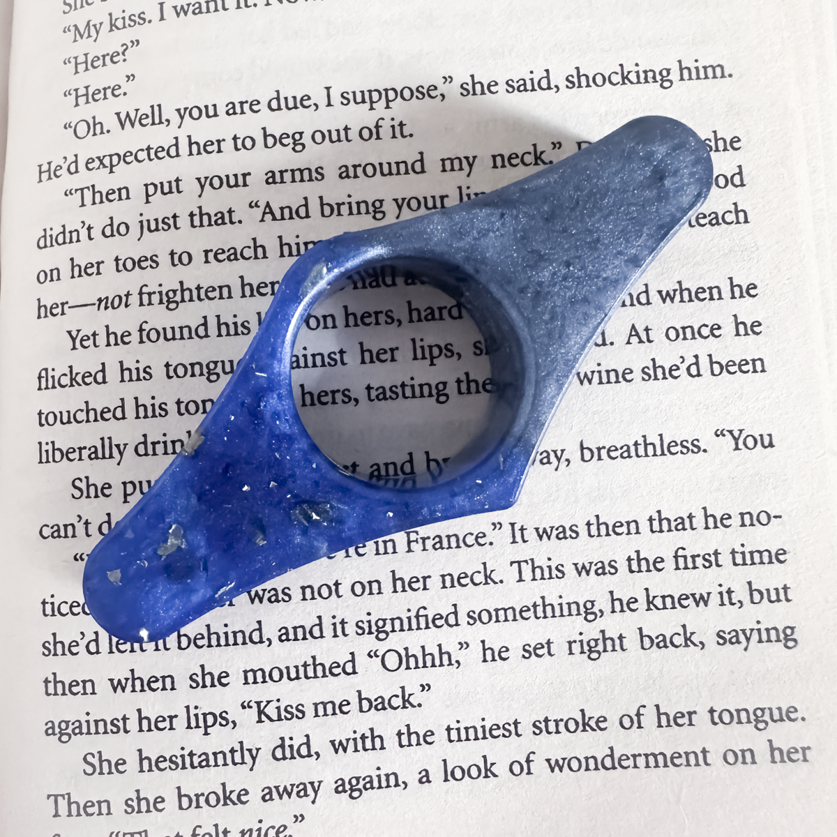Dark Blue Resin Book Page Holder | Handmade Reading Thumb Holder